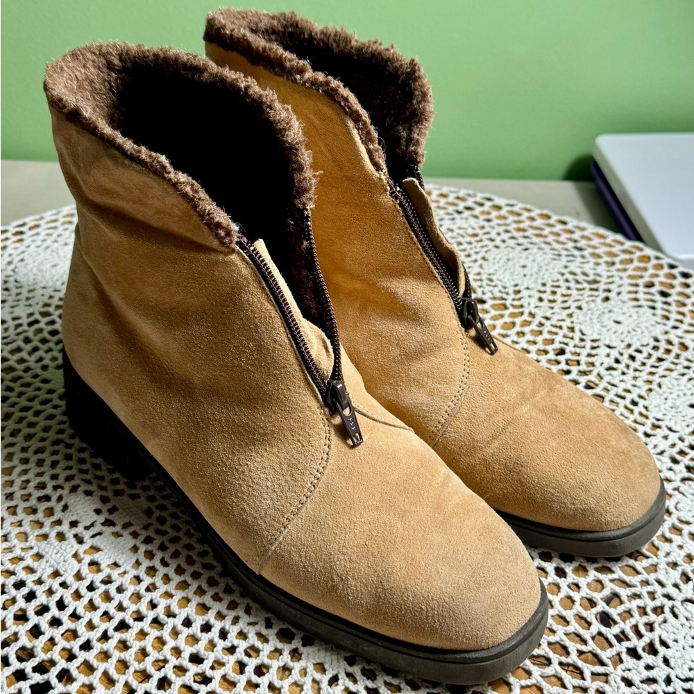 Ladies Canada North Waterproof Ankle Boots (tan suede) Size 10 M Fur Lining  811